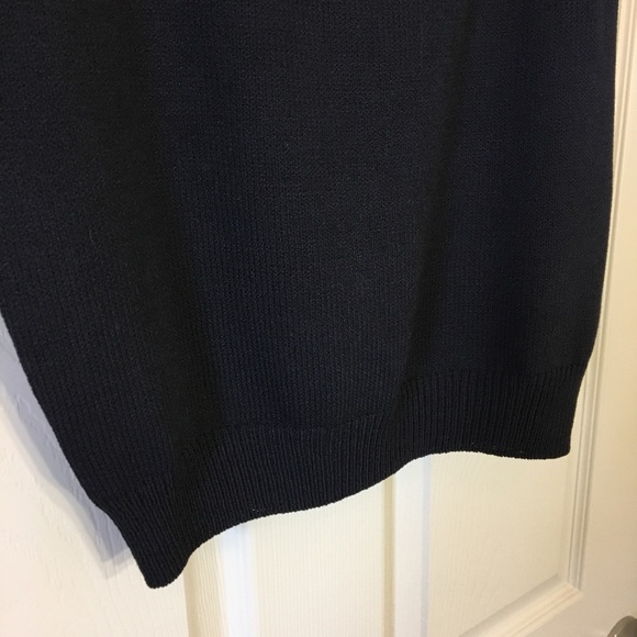 St. John Basics | Black Santana Knit Shell Tank - Picture 4 of 7